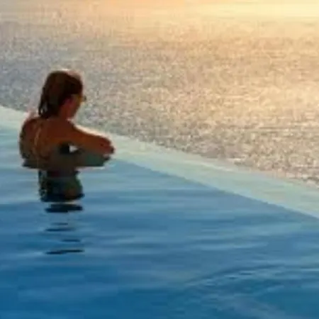 Chalet Blu Sul Mare E Swimming Pool Tricase