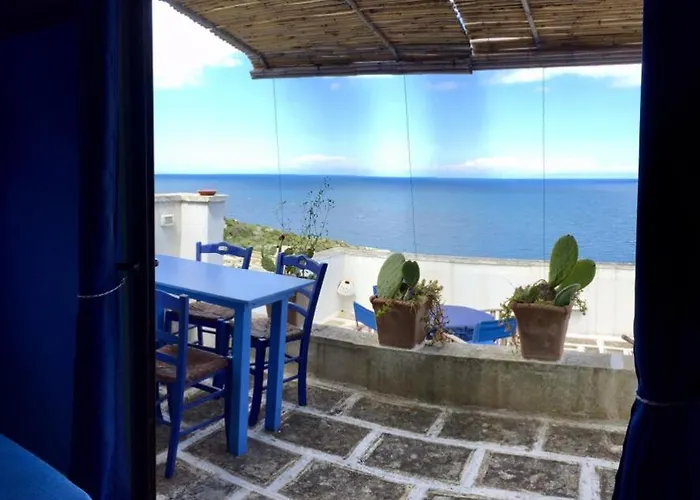 Blu Sul Mare E Swimming Pool * تريكاس